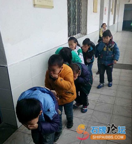 石牌镇小学开展消防疏散演练活动.jpg