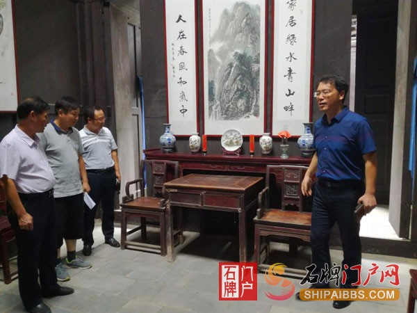 荆门市宣传部几位领导视察石牌古镇2.jpg