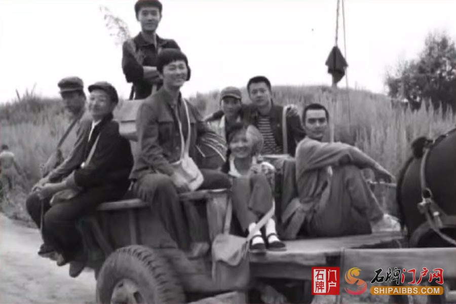 石牌高中首届学子下乡.jpg